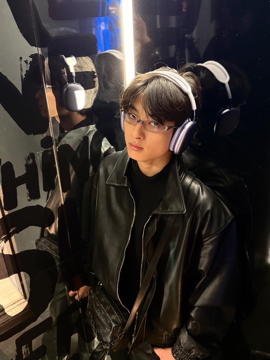 nanan_0506's tweet photo. ให้เลยเฮียภัทร #waavetnp https://t.co/9dlr2tiENJ