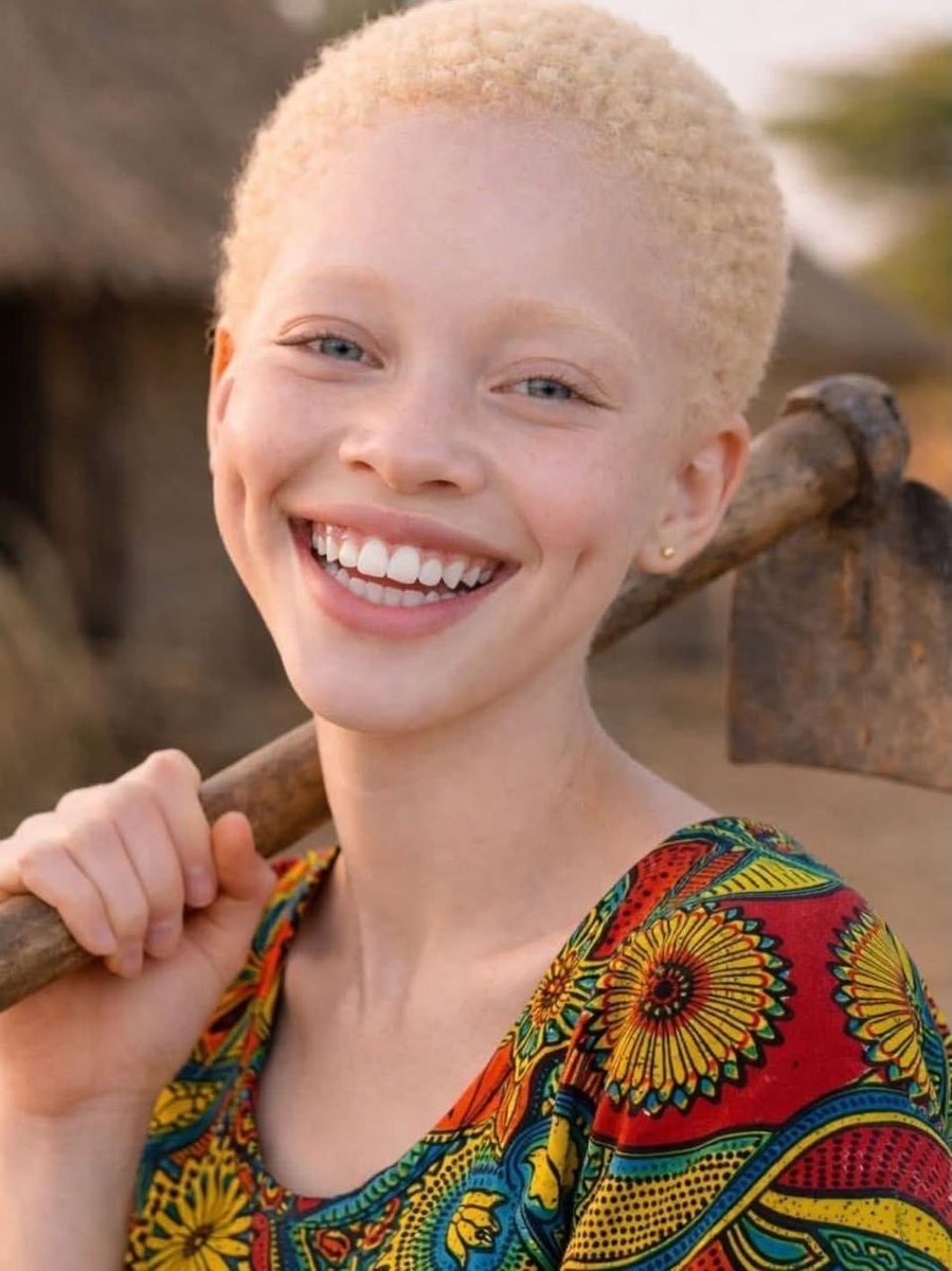 IamMzilikazi's tweet photo. BOMBA: Be yourself no matter what they say #CelebrateAfrika 1 https://t.co/OfmDCfS8YP