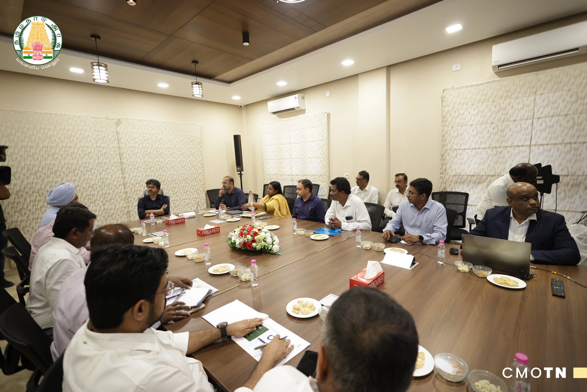 CMOTamilnadu's tweet photo. மாண்புமிகு தமிழ்நாடு முதலமைச்சர் திரு.ச.ஜோசப் விஜய் அவர்கள் சென்னை சேத்துப்பட்டு உயிரி எரிவாயு ஆலையில் ஆய்வு

#CMJosephVijay‌ https://t.co/9fN0Zo36pa