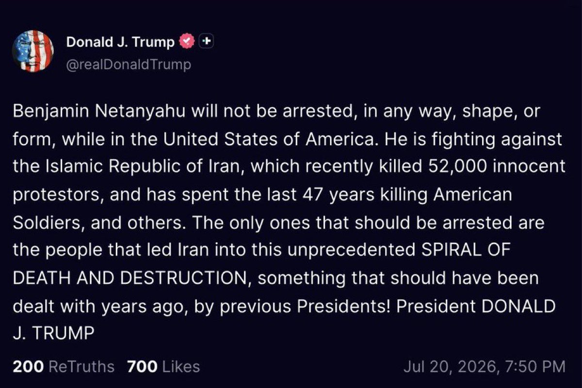 NewsNow4world1's tweet photo. 🚨🚨🚨عـــاجـــل 

ترامب: "نتنياهو لن يُعتقل، بأي شكل أو طريقة أو صورة، أثناء وجوده في الولايات المتحدة الأمريكية. إنه يقاتل ضد الجمهورية الإسلامية الإيرانية، التي قتلت مؤخراً 52,000 متظاهر بريء، وقد قضت الـ47 عاماً الماضية في قتل الجنود الأمريكيين، وغيرهم. الوحيدون الذين يجب أن يُعتقلوا هم الأشخاص الذين أدخلوا إيران في هذا الدوامة غير المسبوقة من الموت والدمار، وهو أمر كان يجب التعامل معه منذ سنوات، من قبل الرؤساء السابقين! الرئيس دونالد ج. ترامب"