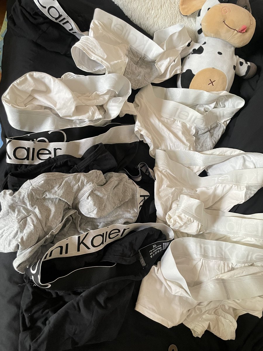 TheOnly9qmb's tweet photo. 有喜欢的嘛 内裤🩲袜子🧦 https://t.co/xqAeE6c006
