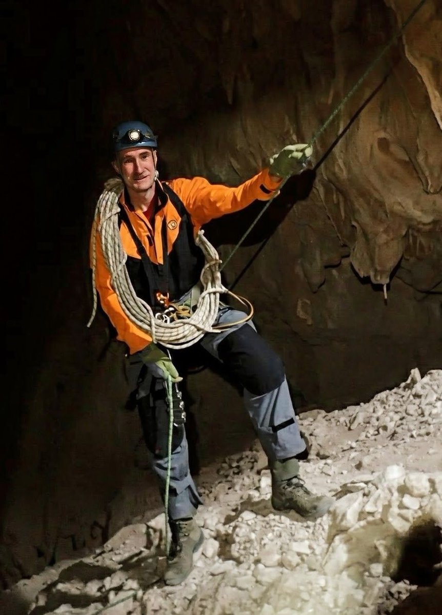 HankinLibrary's tweet photo. Henrietta Hankin Library presents a free cave-exploration program—an experienced speleologist shares adventure stories and the science of cave mapping. Delight for the whole family; all ages welcome. Register: https://t.co/xHRMq3dozz #HenriettaHankinBranch #CaveExplorers https://t.co/7wAMvMjMMA