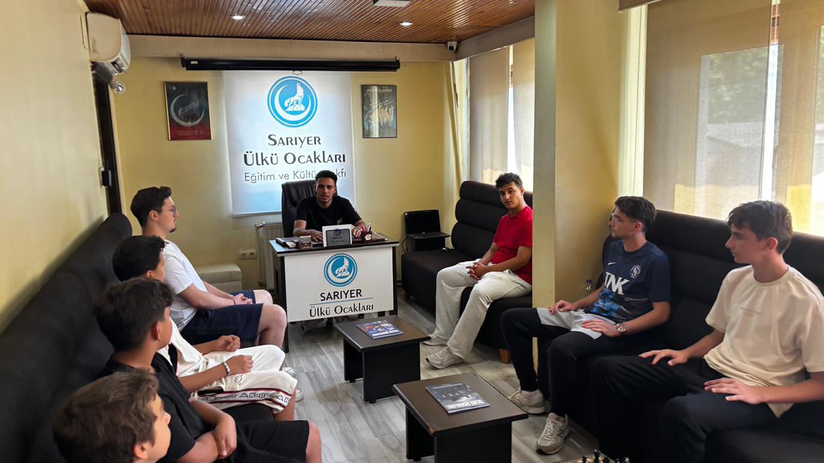 Sariyerocakk's tweet photo. İsmail Gaspıralı Ortaöğretim Yaz Gelişim Programı kapsamında “Etkili Ders Çalışma ve Öğrenme Teknikleri” konulu seminer gerçekleştirdik. 
@Aalparslandogan 
@MuratYukselMY 
@SametKaragl25 
@Semihkizgin https://t.co/jKwsq55ibL