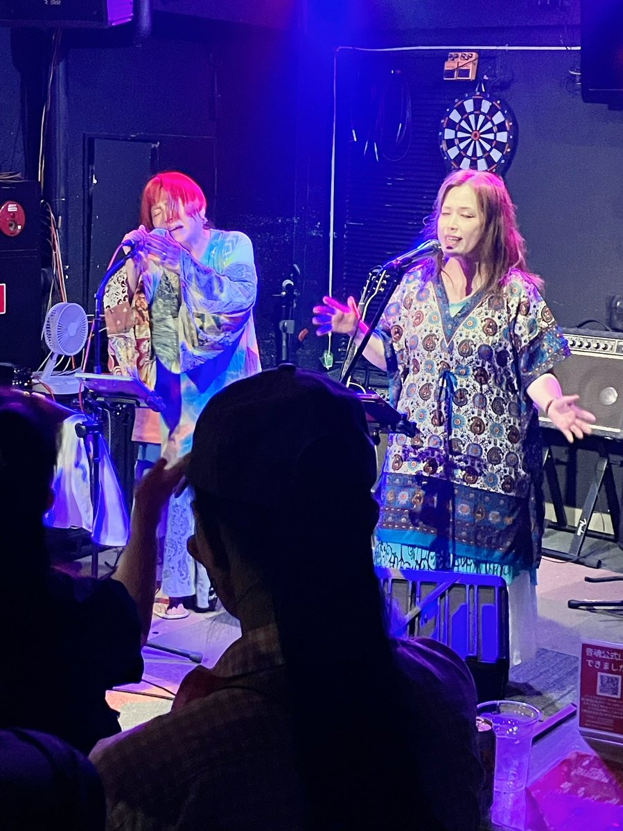nyana93's tweet photo. 昨日は音魂でライブ&amp;占いでした！

中島美保さん・AIBobさん・Dodokoさん・立川志熊さんのいい女祭りで本当にお腹いっぱいになりました。
たくさんの鑑定依頼も有難うございました！

またみなさまとご縁がありますよう、今後ともどうぞよろしくお願い致します！ https://t.co/7uTFy5M5U5