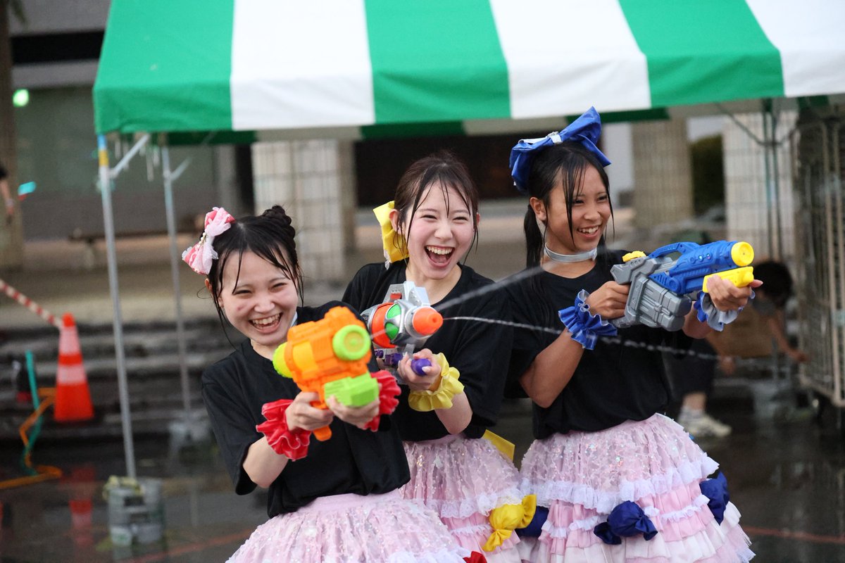 ihcuay's tweet photo. 7/20
『KOBEソンクラーン』
神戸ポートアイランド市民広場/中央広場

カメラ目線ありがとうございました😘

#スイモアマイモン
#くれあ推してくれあ
#ひまりぐらし
#めるるん降臨 https://t.co/UA6uhpEMkO