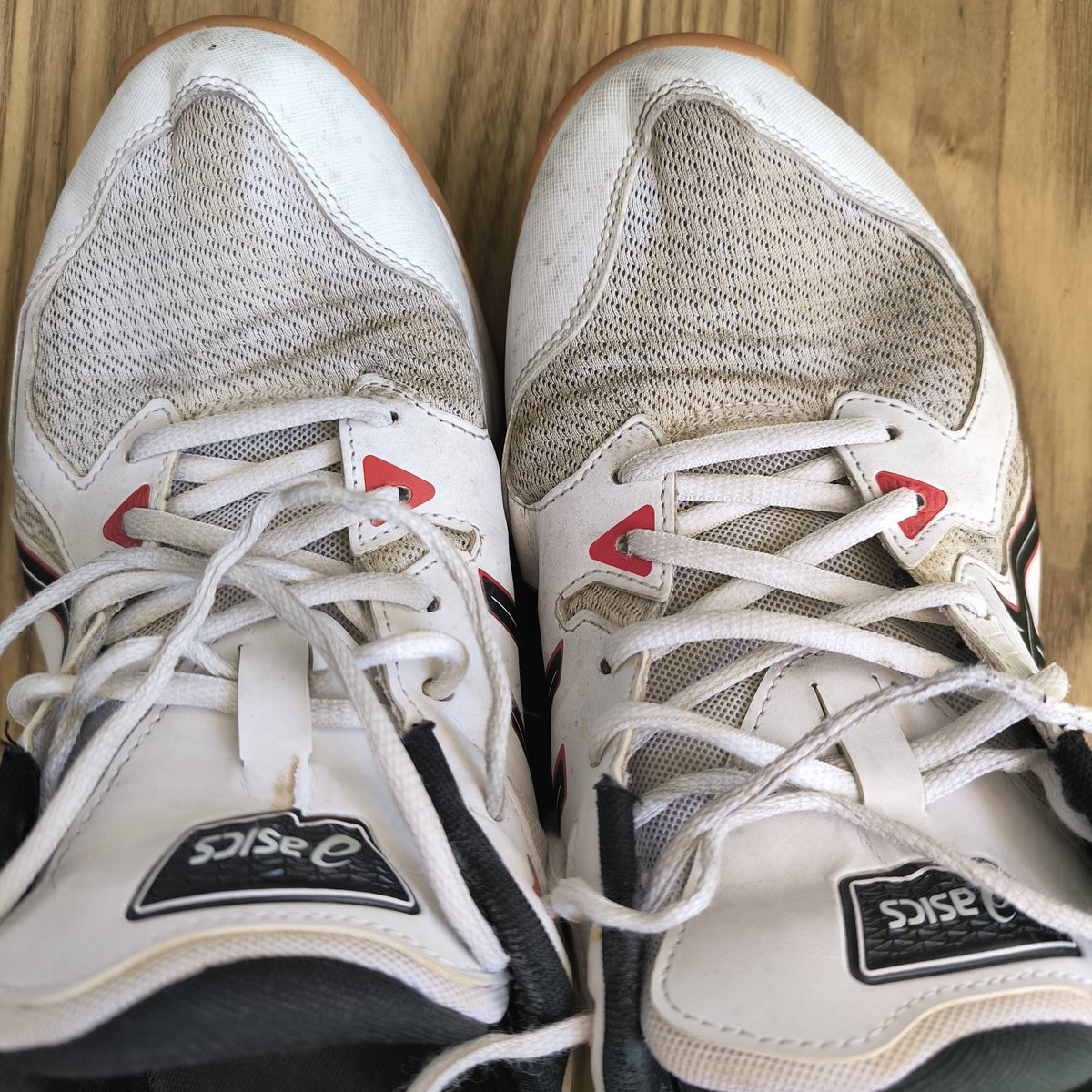 fan_debas's tweet photo. Les 48 d'un sportif rebeu très très sexy. Ça a bien transpiré au sport 😀Quel kiff de mettre son 👃🏼dans des skets qui ont accueillis de si grands panards! #kiffeur #sneaker #rebeu #sportif https://t.co/2Mzx04goRt
