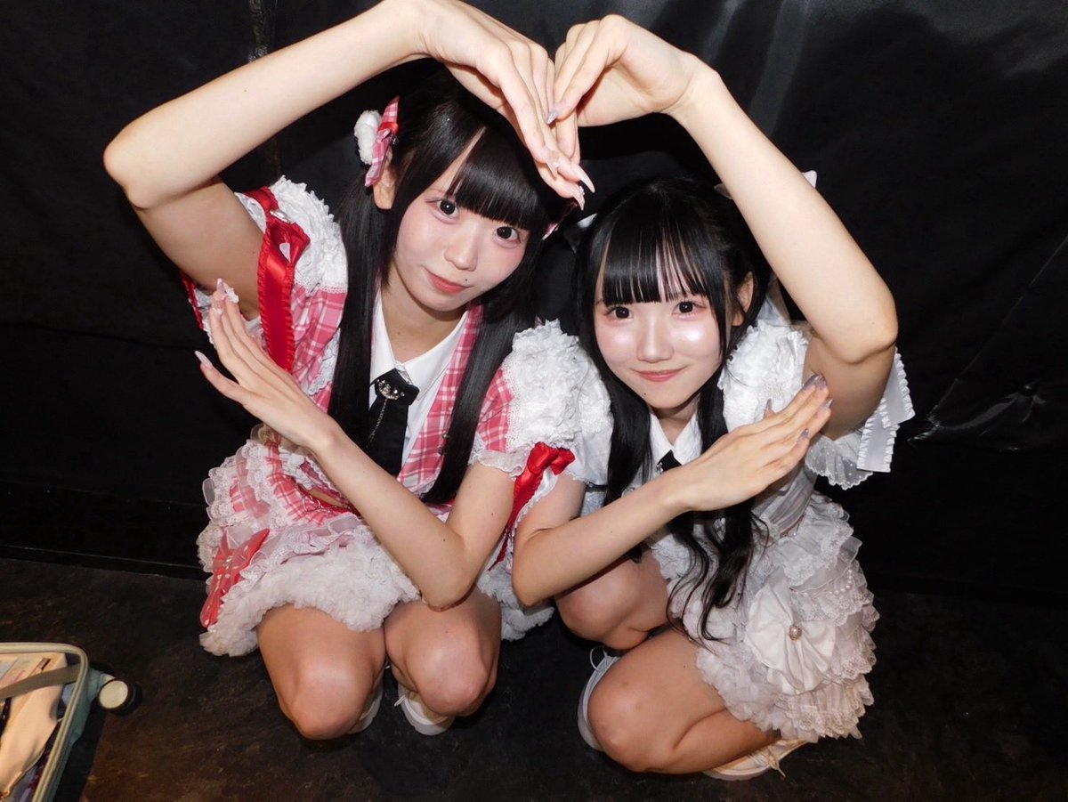 Lonely2s2's tweet photo. ＼エコプラフェス／＼BAZUDOLLIVE／

ろんりーちゃん5days、最終日‼️
ありがとうございました〜❣️

沢山のコールもありがとうございます😭

2人体制は残り2回……！
最後まで見守ってください❣️

୨୧┈┈┈┈┈┈┈┈┈┈┈┈┈┈┈┈┈┈୨୧

NEXT➡️Lonely²<3❥⋯▶︎

🗓2025.7.24(金)

📍SUNHAROTHEATER

⏰OPEN 18:40 START 19:00

🎤19:00-19:20
📸20:50-22:00(70)
🎁囲み写メ
