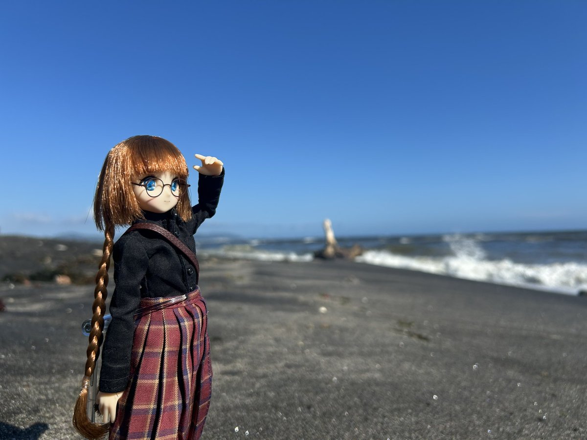 uzura_models's tweet photo. #ドールと海の日 
去年の再掲。 https://t.co/HFCAaUQM8f