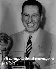RojoPunzo45's tweet photo. Hay que levantarse y sobreponerse en las adversidades. Siempre es mejor con amigos alrededor. https://t.co/ahPT1R8uL7