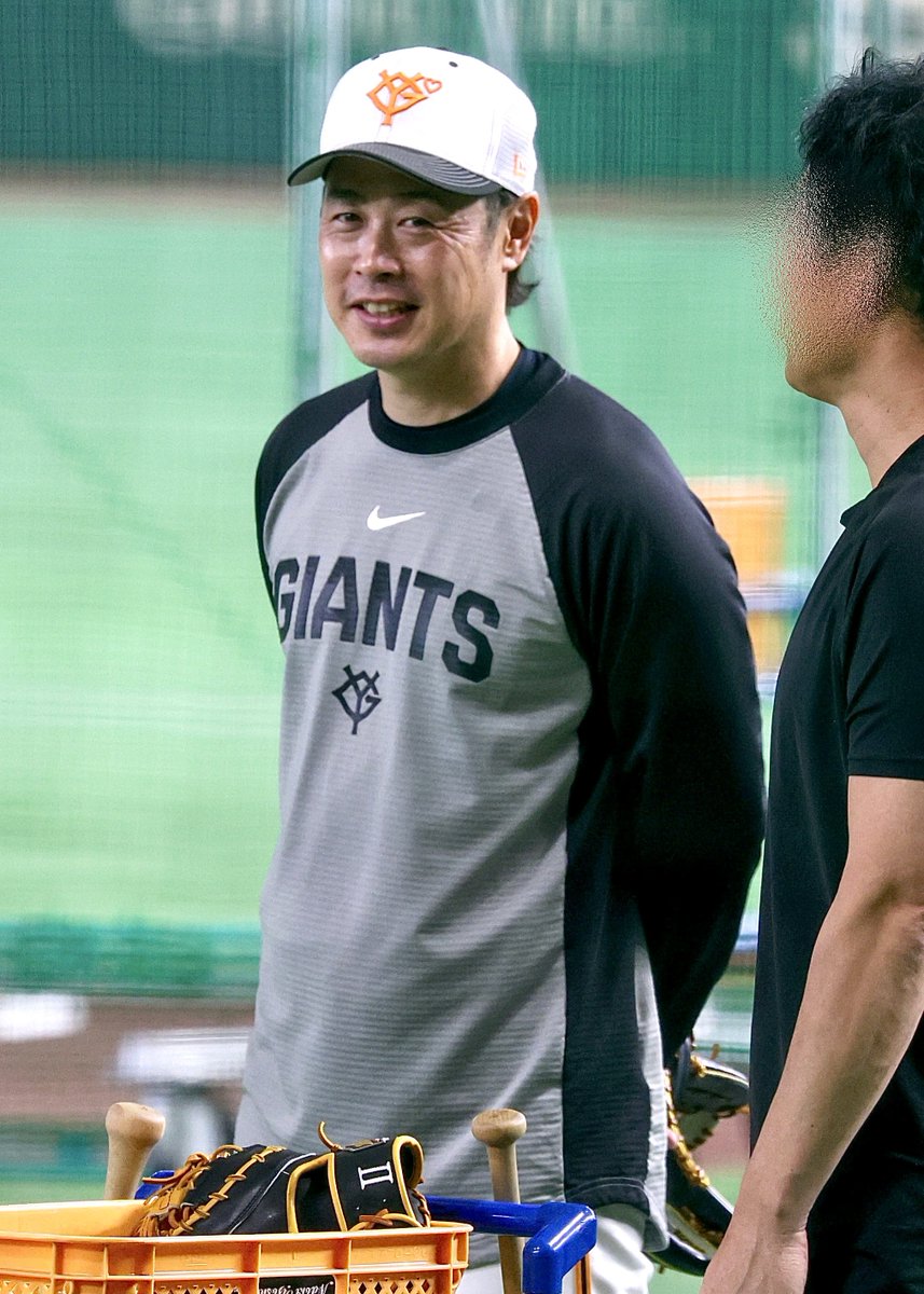 _m_79kame's tweet photo. 今日のイケおじ🐢✨

#亀井善行 #giants #ジャイアンツ
2026.07.20 東京ドーム https://t.co/dDp7z2hPw8