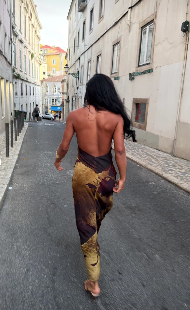 richgirlf1's tweet photo. te amo marciele do boi, mas a marciele com estética europeia tá um LUXO https://t.co/HYSu0HPmbf