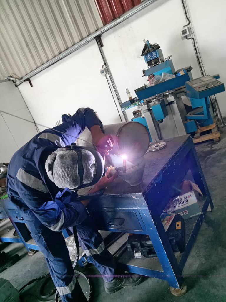 tiodisintserv's tweet photo. At Tiodis Integrated Services Ltd, we don’t just fabricate metal, we create durable solutions built to perform in demanding environments. From structural fabrication to custom metalwork, every project is executed with accuracy, quality, and attention to detail.📩 Contact us today https://t.co/1itaUuKuQy