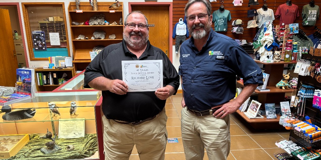 mostateparks's tweet photo. Congrats to the assistant superintendent at Dr. Edmund A. Babler Memorial State Park , Rich Love, on his 40 years of working for Missouri State Parks! Such an amazing accomplishment – we’re so proud to have him on our team.

#StateParksProud https://t.co/3dEsufiPKt