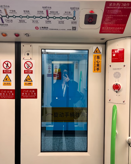 Bastingbutta's tweet photo. 法友dd #反差 其实吧，别光看不吱声呀，🫣#上海 不卡颜不卡学历 卡真诚。 #探店日记 https://t.co/I0LfyFybb8