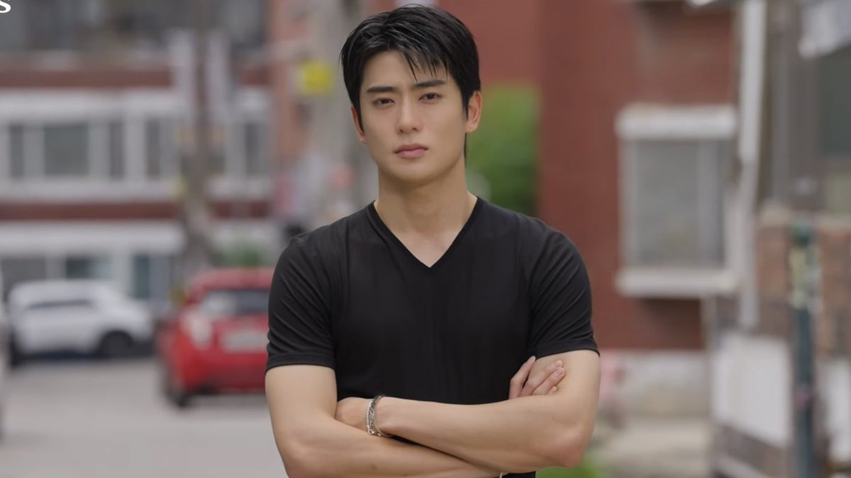 JAEWOOLOOKS's tweet photo. the hottest yearner or whatever https://t.co/TQuyd58vYP