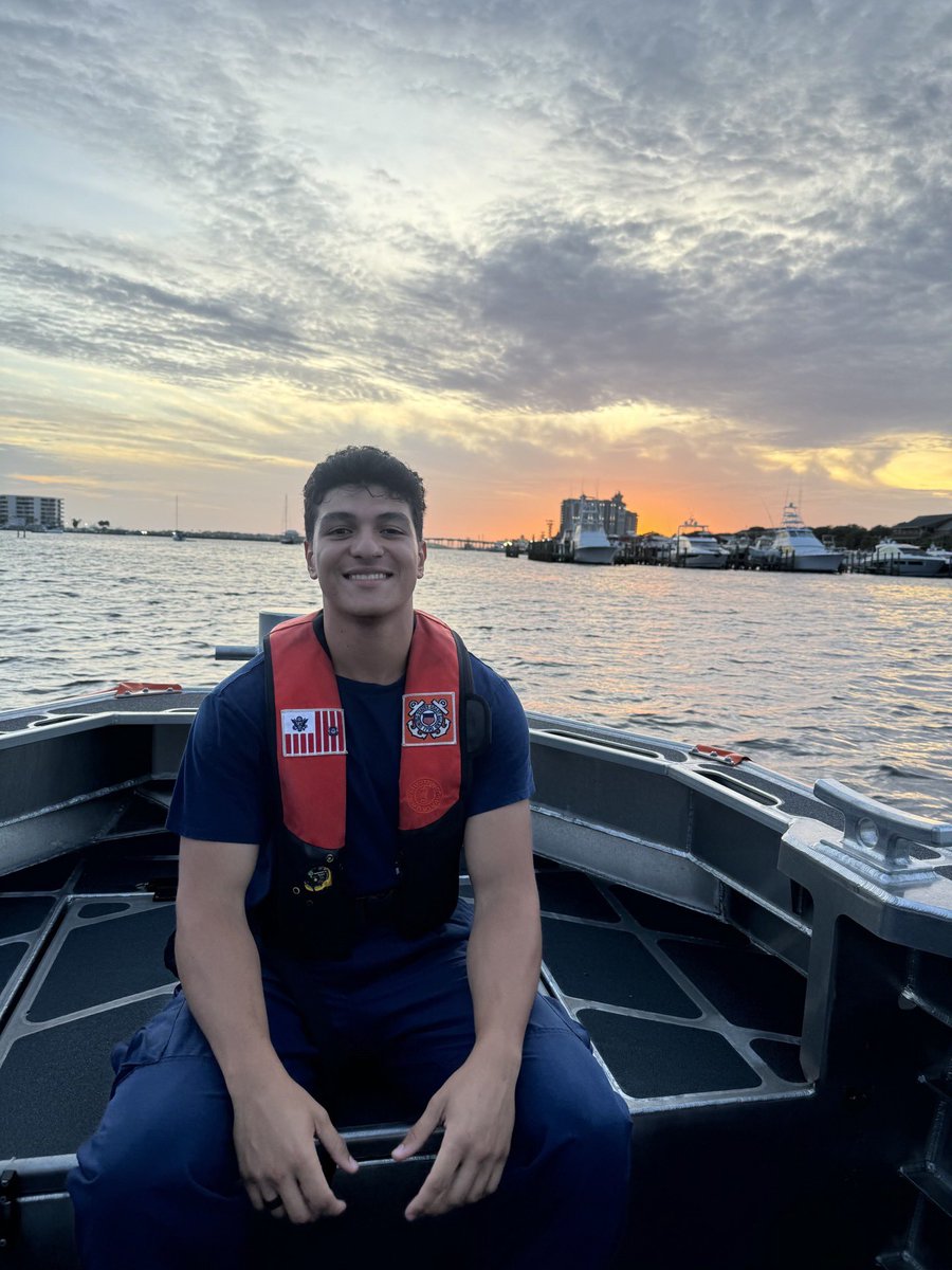 CGA_Baseball's tweet photo. #BearsInTheSummer

Rising Soph INF Yadi Karbalaieasghar is spending part of his summer at Coast Guard Station Destin in FL where he’s getting experience in the fleet with search &amp; rescue and law enforcement operations. #BearDown https://t.co/ANbnC0Vf4b