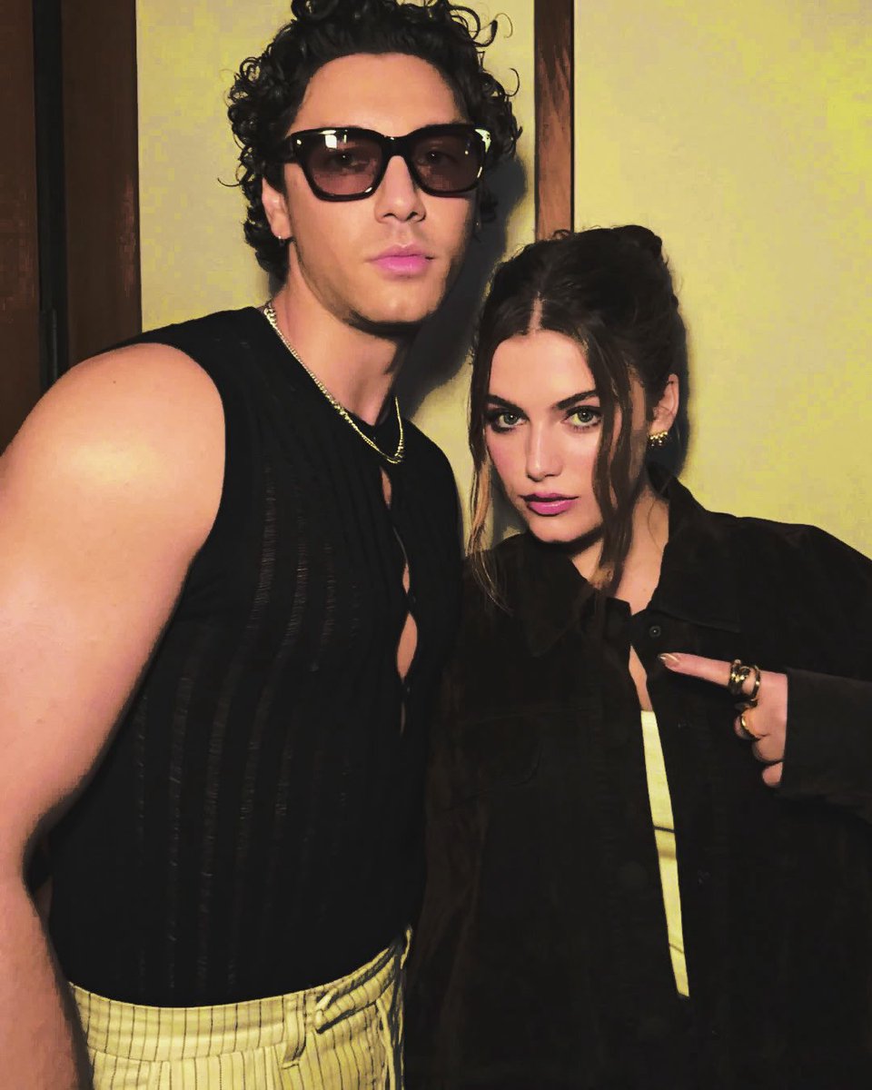 DouceCalomnie's tweet photo. ᅠ                     
  @𝖦𝖺𝗋𝖾𝗍𝗍𝗀.𝟦𝟦 𝐯𝐢𝐞𝐧𝐭 𝐝𝐞 𝐩𝐨𝐬𝐭𝐞𝐫 𝐬𝐮𝐫 𝐢𝐧𝐬𝐭𝐚𝐠𝐫𝐚𝐦 ;

    « Summer love 💙 »

ᅠ https://t.co/17jB9cMGs0
