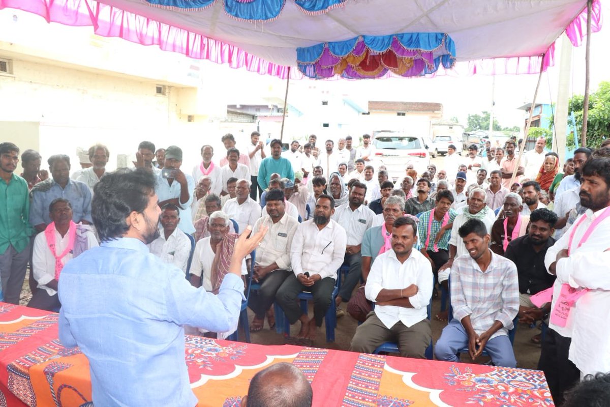 DrAnandMethuku's tweet photo. Participated in SIR &amp; @BRSparty leaders' meeting in #Beerole &amp; #Jinnaram villages of #Kotepally mandal, today.

@KCRBRSPresident 
@KTRBRS 
@BRSHarish 
@BrsSabithaIndra https://t.co/IAfwRBttQL