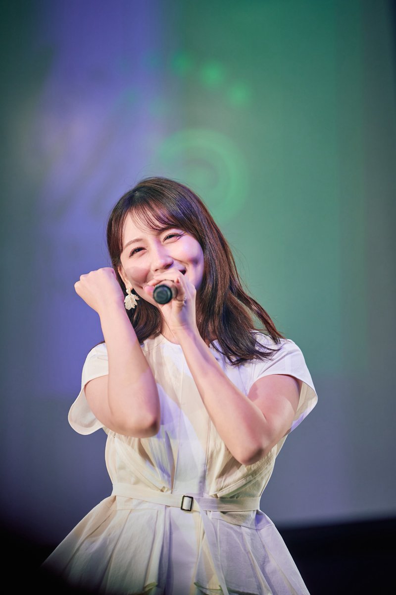 liuyongnannan's tweet photo. 真子ちゃん
現役じゃん…🥺

#14年目の同期会
#小嶋真子 https://t.co/iyXQ20CrU2