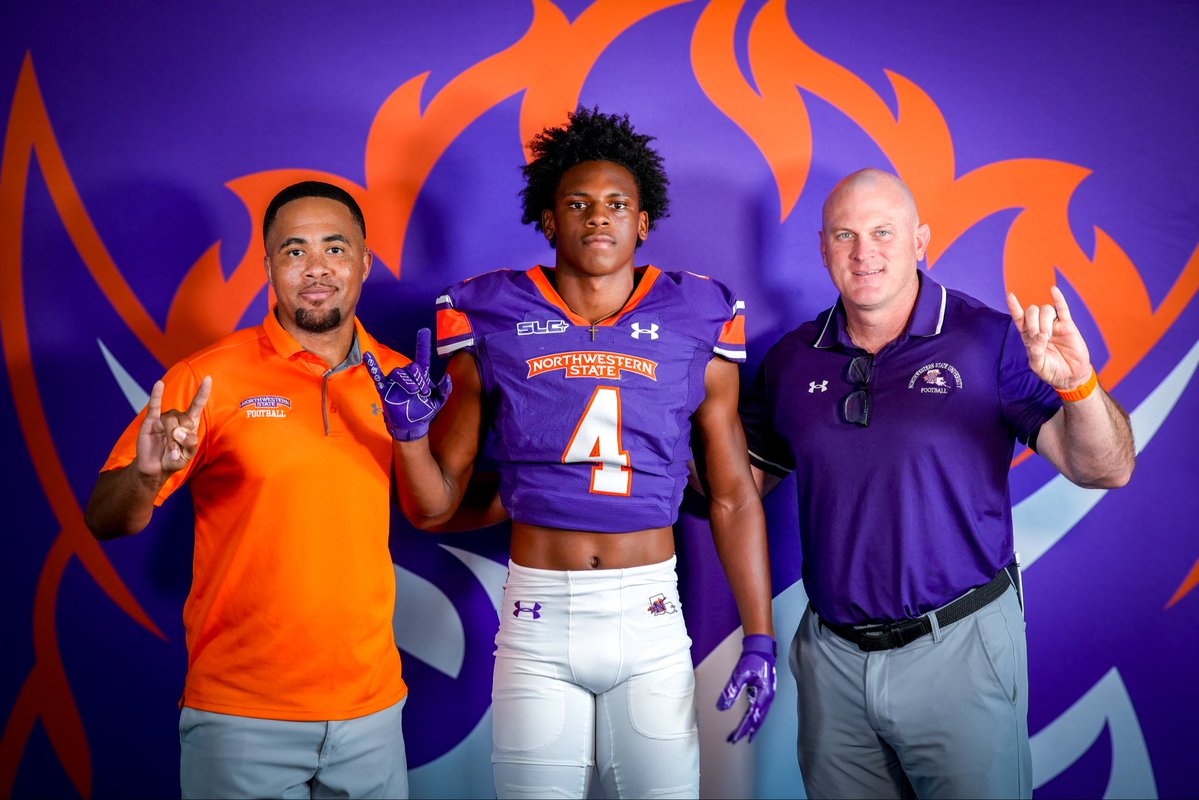 trae4dade's tweet photo. Nortwestern State University 🧡💜 https://t.co/wxuh5U9GCK