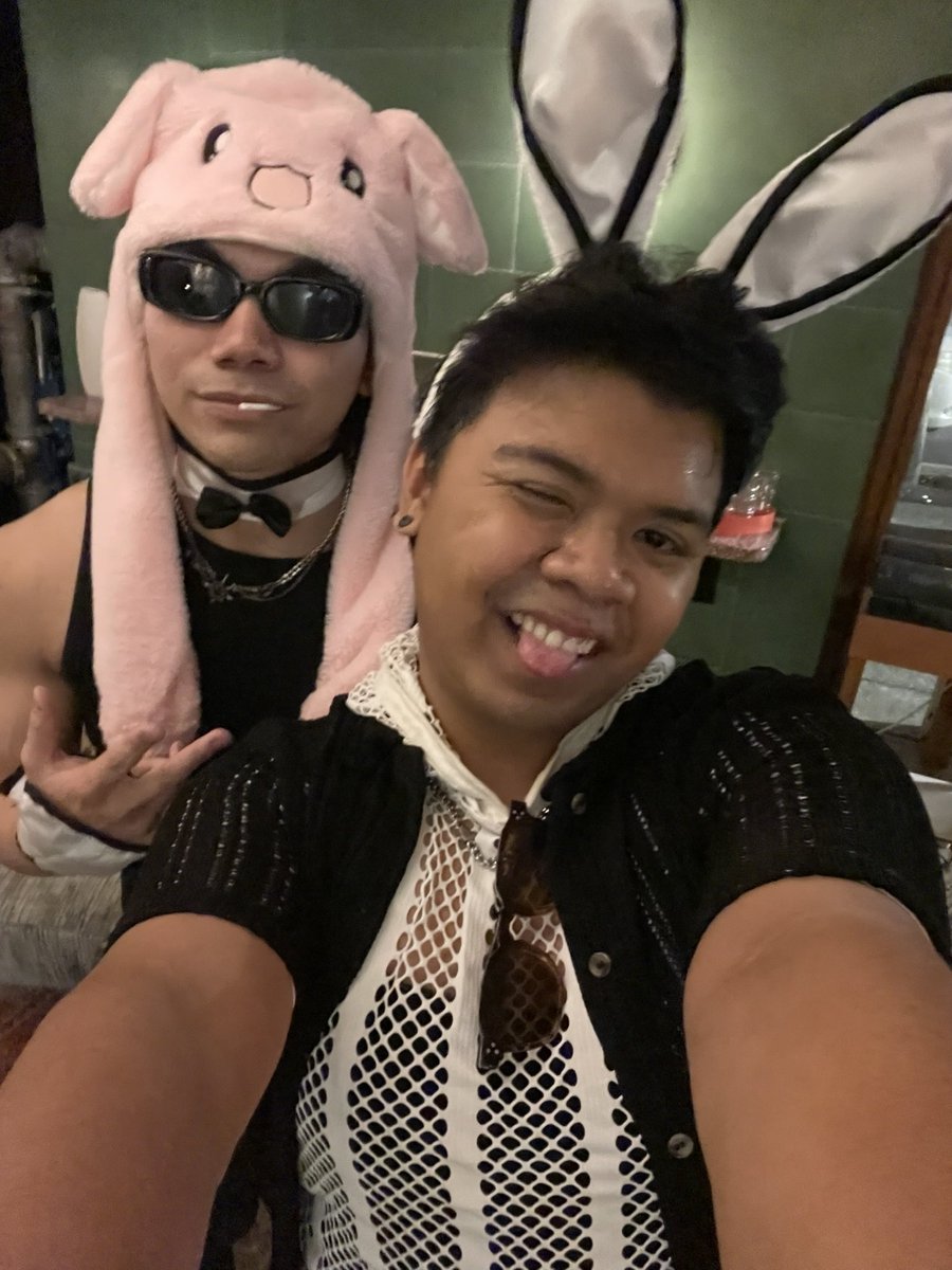 imurboiithewayn's tweet photo. I was a pretty rave girl coz of my Romieoh 🫶 https://t.co/SskveoC6En