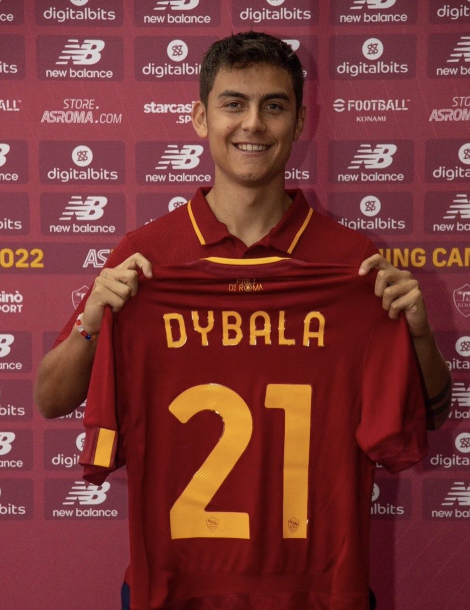 dybalaauniverse's tweet photo. Excatly 4 years ago Paulo Dybala was presented as a Roma player. https://t.co/mPZt34wdtu
