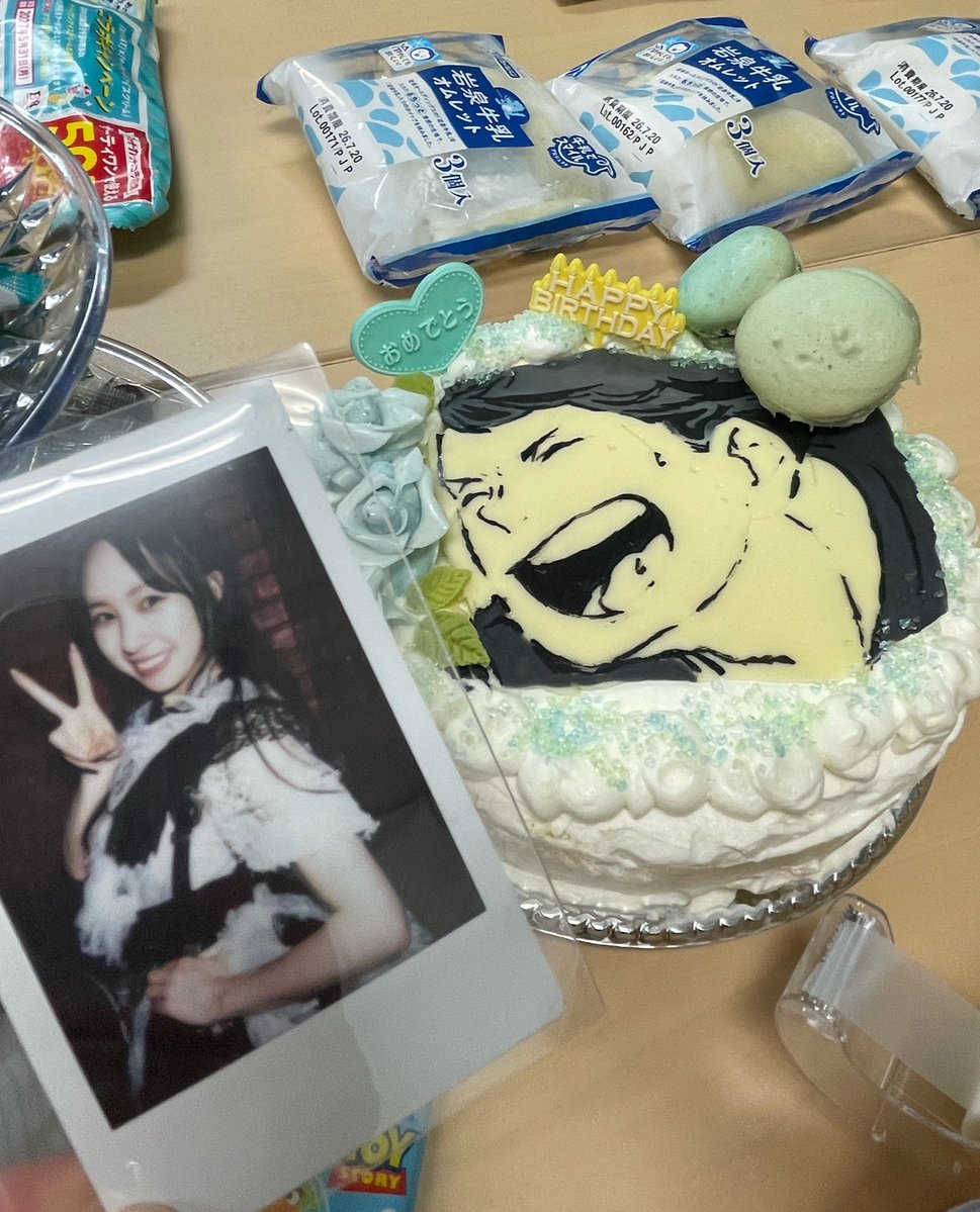 mioclz's tweet photo. あんぬちゃん、及川徹さんのお誕生日お祝いしてきたよ🩵 https://t.co/RefATcR5sa