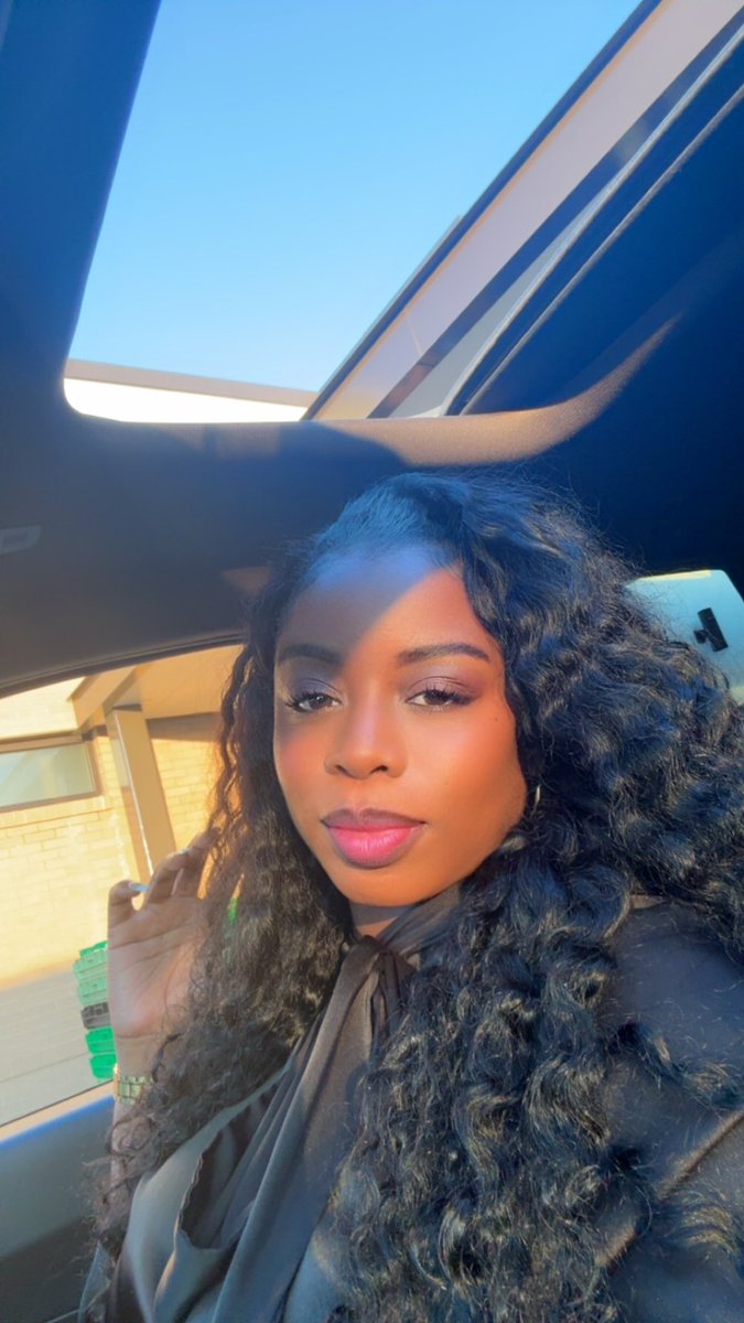 deystillluvbrit tweet picture