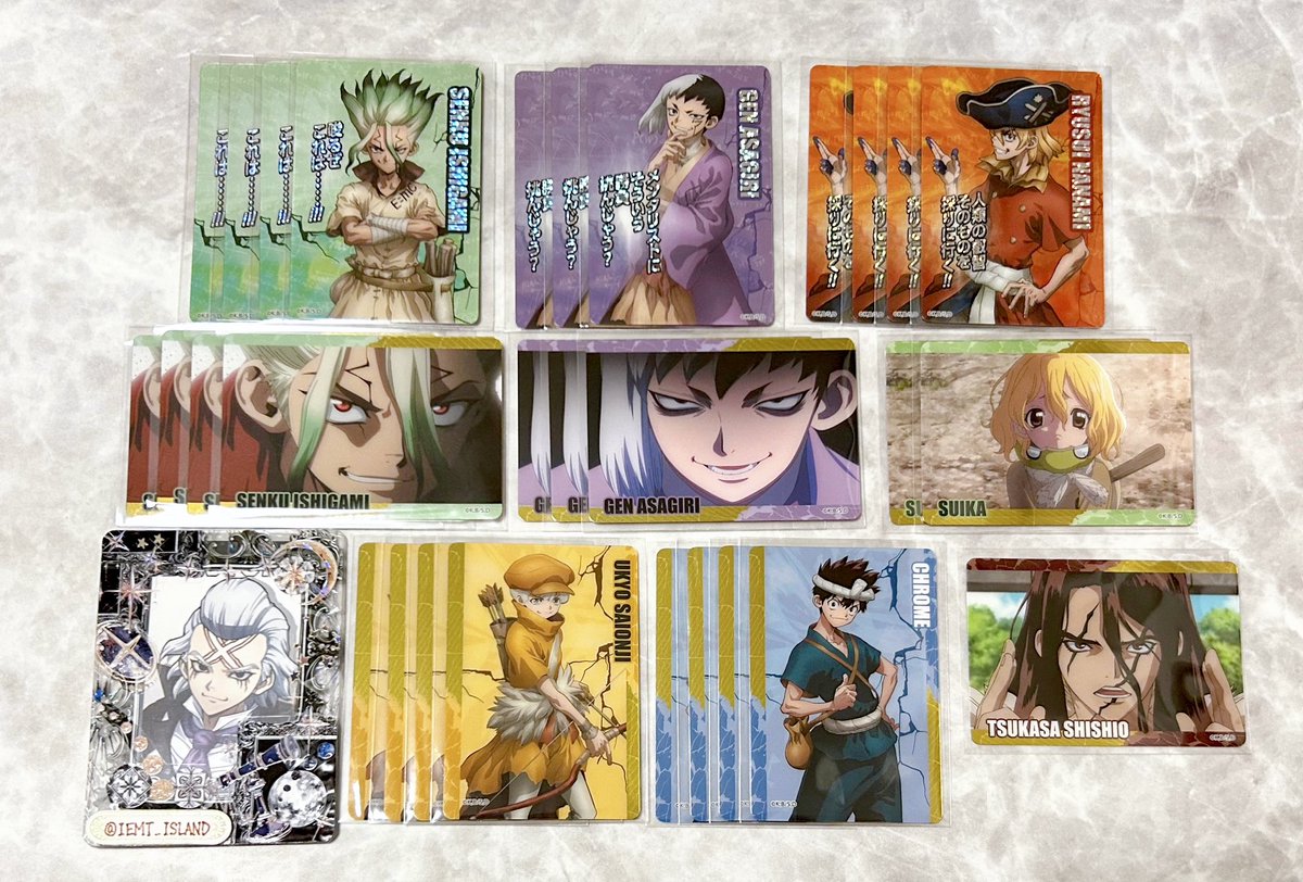 IEMT_ISLAND's tweet photo. 【交換】Dr.STONE コレクターズカード ドクスト ドクターストーン

譲) 千空 ゲン 龍水 羽京 クロム 司 スイカ ⚪︎コハク ⚪︎フランソワ 氷月 ⚪︎大樹

求) SR ゼノ＆スタンリー＞N ゼノ️＞Nスタンリー

こちらからSRの提供はSRとの交換のみ
⚪︎のみ譲渡も可

郵送希望 https://t.co/3rTsh5qW7y
