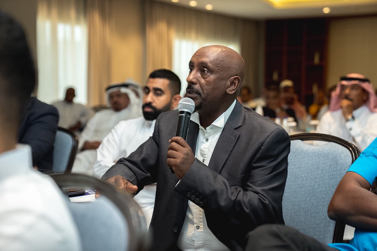 swa_gov's tweet photo. استعرضت الهيئة السعودية للمياه، ممثلة بفرعها في المنطقة الشرقية، خلال ورشة متخصصة، مستجدات تطوير خدمات المياه اللاشبكية، ومتطلبات المرحلة المقبلة، ودور منصة «عبر» في توثيق مسار الطلب، ورفع كفاءة الرقابة والتشغيل، بما يعزز رحلة المستفيد، ويدعم بيئة أكثر تنظيمًا لمقدمي الخدمة والمستثمرين، بمشاركة عدد من المرخصين وممثلي القطاعين العام والخاص.