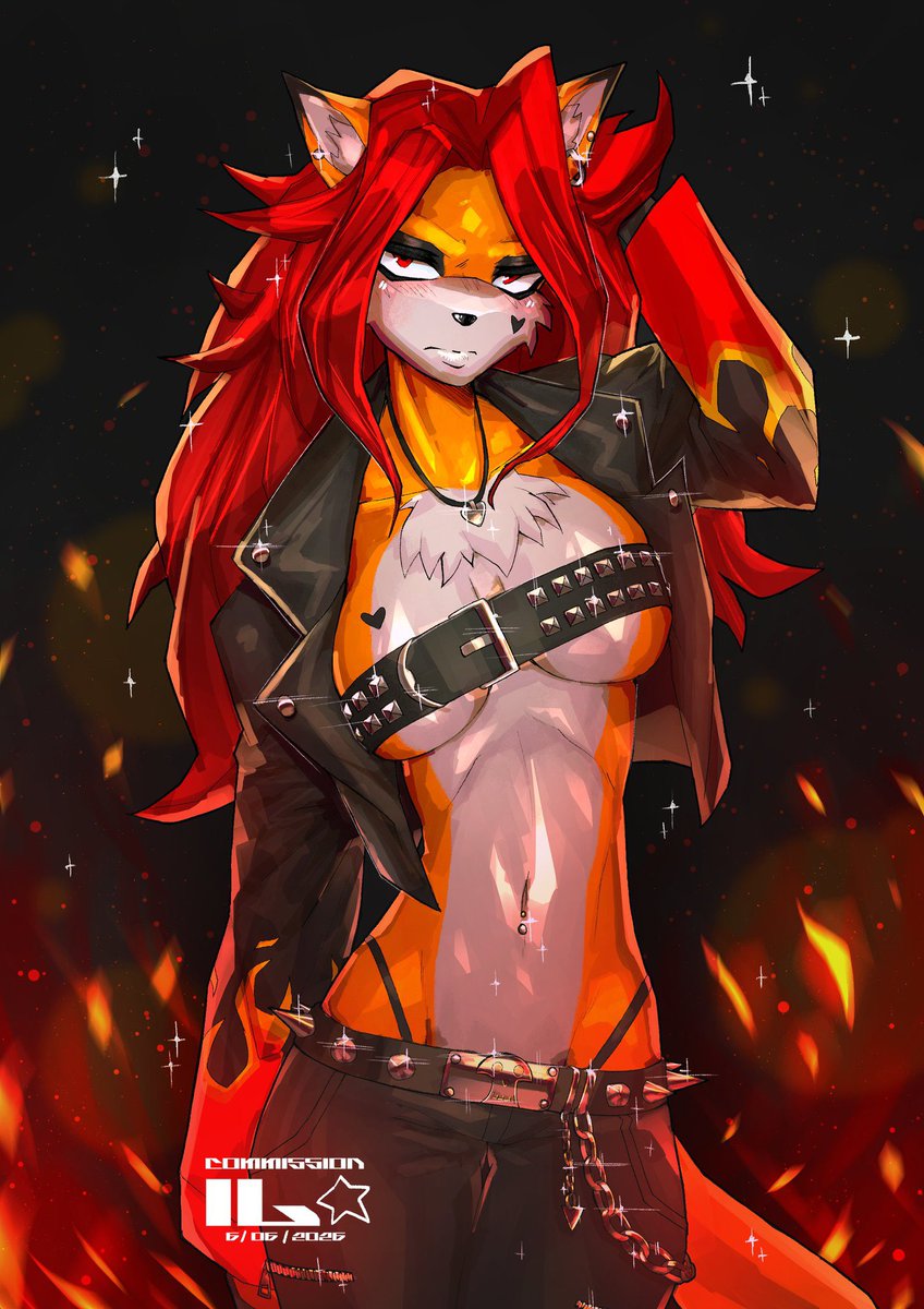 ArtfoxM's tweet photo. @Cyroze_X Fuego The Fox Queen
My main https://t.co/JSYYD1KnrU