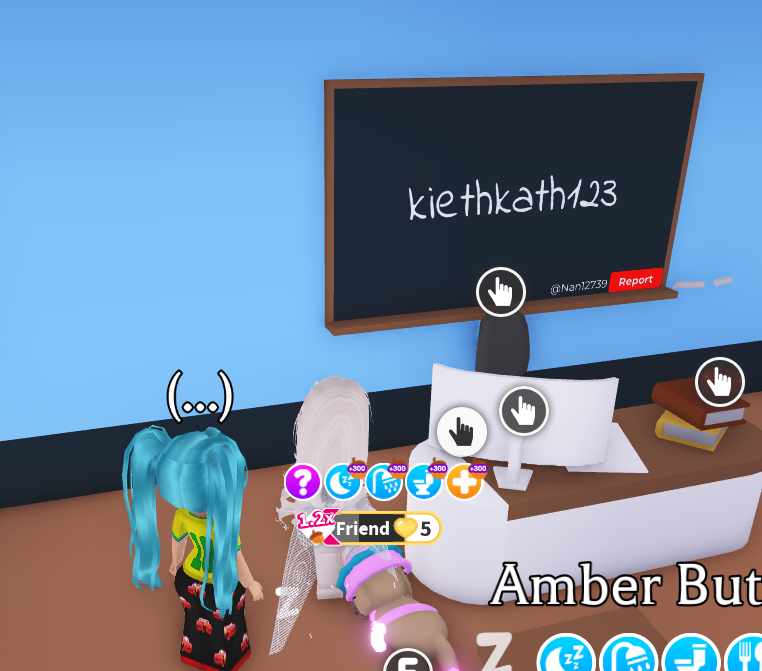 missmaeakemi's tweet photo. ⚠️BEWARE @PlayAdoptMe  SCAM!⚠️ I had a girl come up to me in adopt me who complimented my avatar and said they wanted to make me free 3D art which i found a little suspicious. I added them on discord to find out more information and they asked me to send "avatar files" to them ~> https://t.co/2qXE0BvQE0