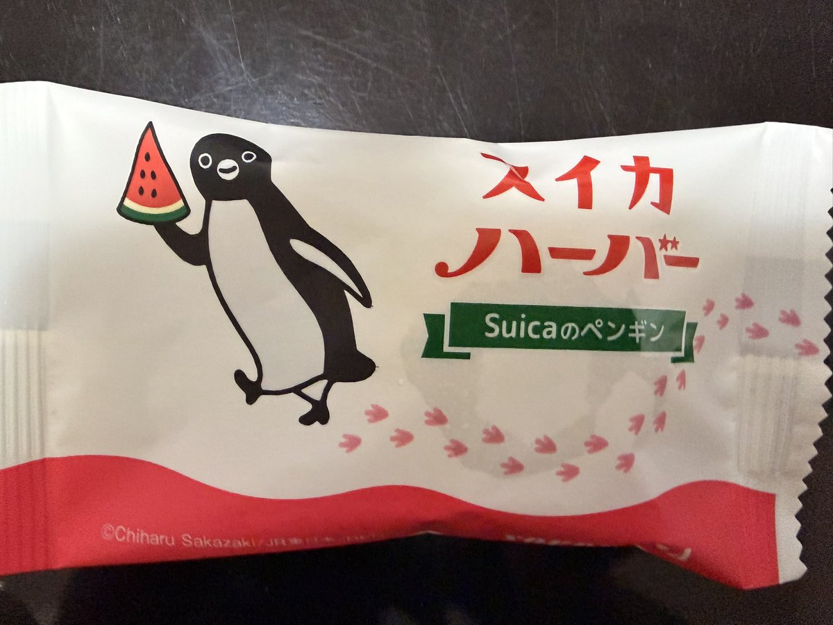 あけきん tweet media