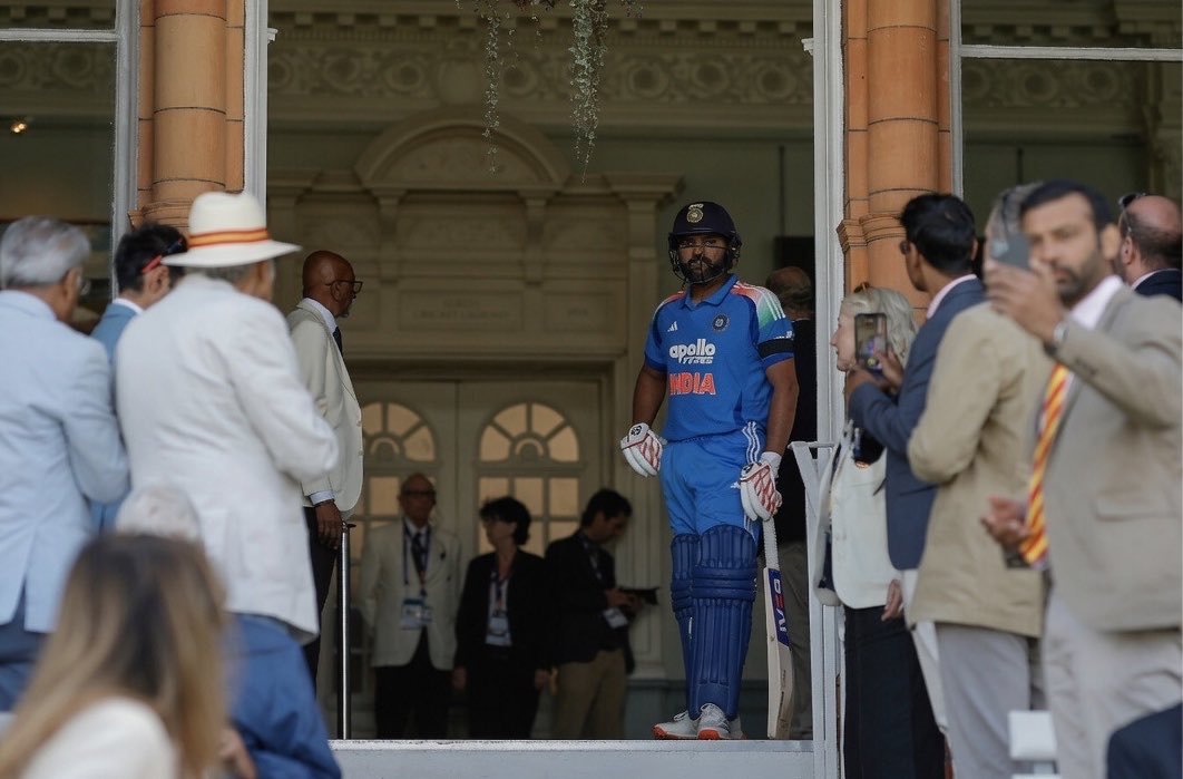 CricCrazyJohns's tweet photo. Rohit Sharma has 32 Hundreds &amp; 49 Fifties from 199 Innings as an Opener in ODIs 🤯

- One of the Greatest ever in ODI history. https://t.co/WbZw9VWBPT