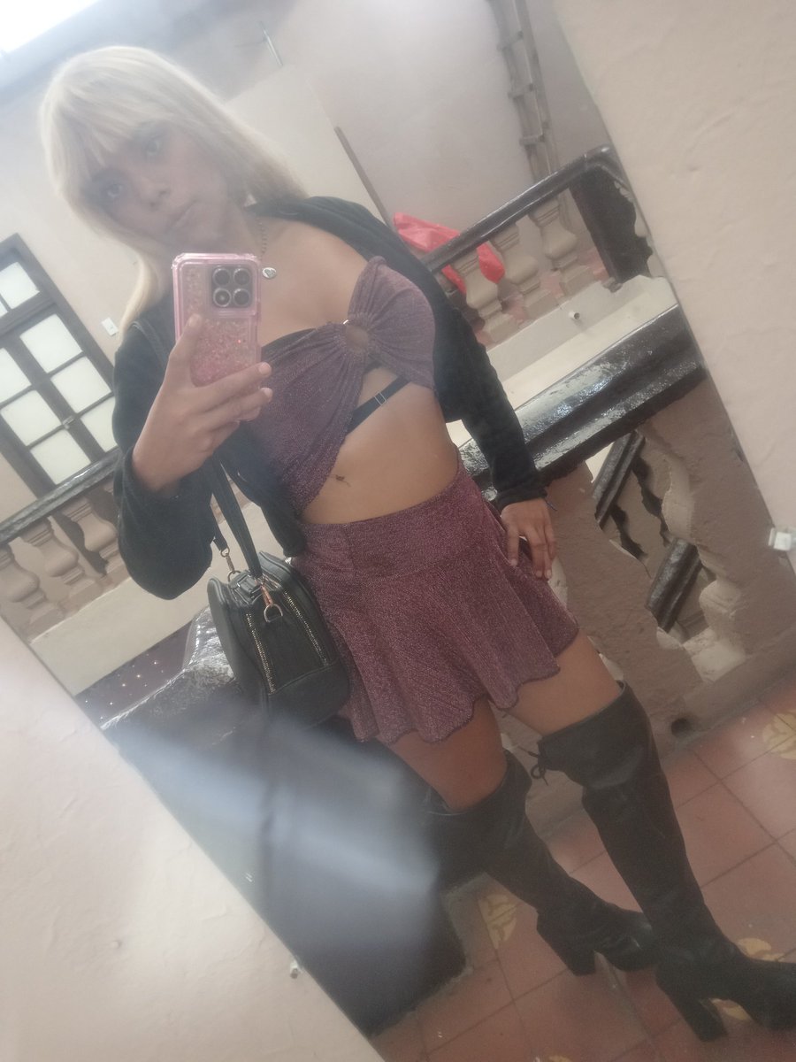 QuerenaTolama's tweet photo. Lunes https://t.co/qX79aYTSsu