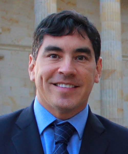 Eclides3's tweet photo. La Corte Suprema de Justicia es la única responsable para que éste sujeto siga delinquiendo.
Álvaro Hernán Prada en un absoluto descaro le robó la curul a las negritudes y se la entregó al grupo delincuencial de Eduardo Pulgar.
Magistrado uribista mafioso! https://t.co/83ZXuao6oC