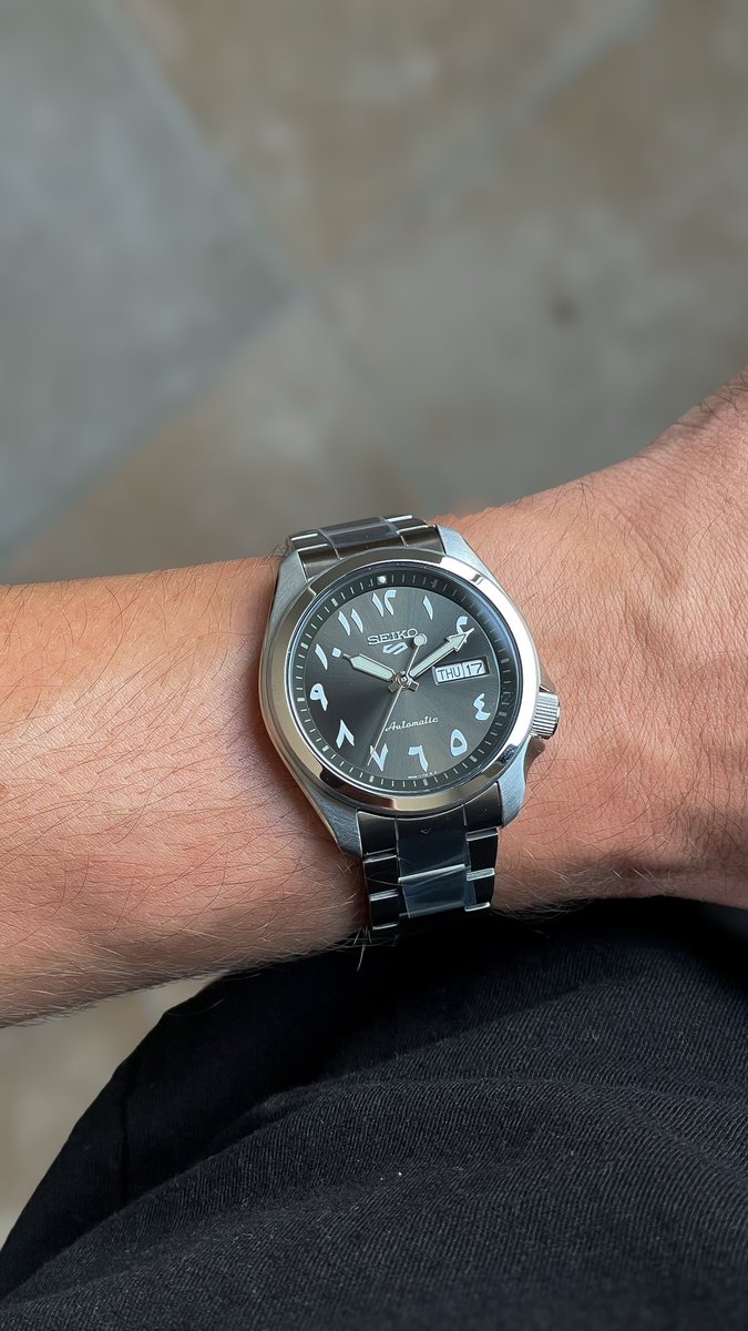 TempusShop's tweet photo. Mes 4 cadrans gris du moment 😍

LIP GDG ➡️ dresswatch incontournable
Seiko SRPH47 ➡️ cadran unique
Citizen CA4714 ➡️ chrono sport chic
G-Shock GM ➡️LA G-Shock à avoir

Il y en a pour tous les goûts 😎 https://t.co/DyBi2qfXSf