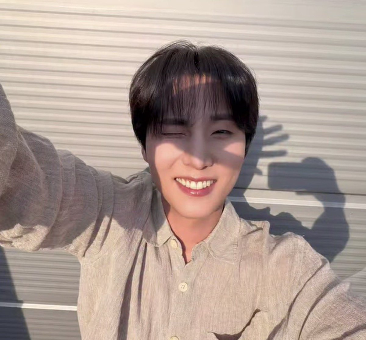 0leftpilright's tweet photo. 우리 왼 이럿케 두 개 같이 뜨니까 미치겠은 https://t.co/EMuF0IXalQ