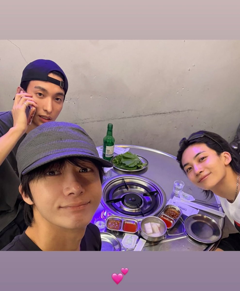 HyungwonThings's tweet photo. 260720 Hyungwon on Jeonghan's instagram story #형원 https://t.co/i0grwYCbjl