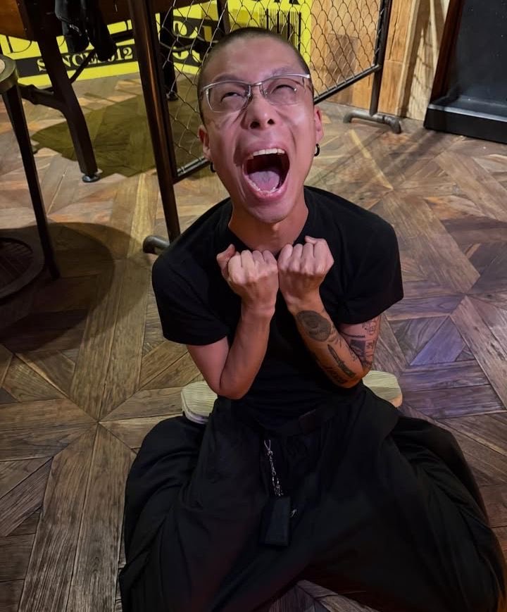 이오 tweet media