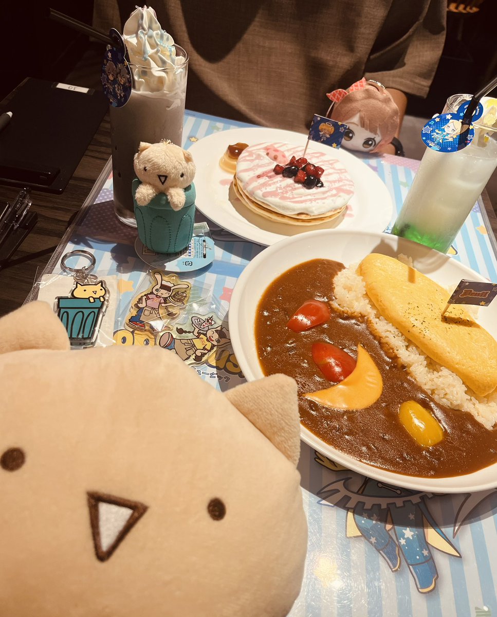 b39359's tweet photo. 星空カフェ行ってきた❕❕❕❕
フード、ドリンク美味しかった〜(৹ᵒ̴̶̷᷄ ᴗ ᵒ̴̶̷᷅৹) https://t.co/YZy68HUjlM