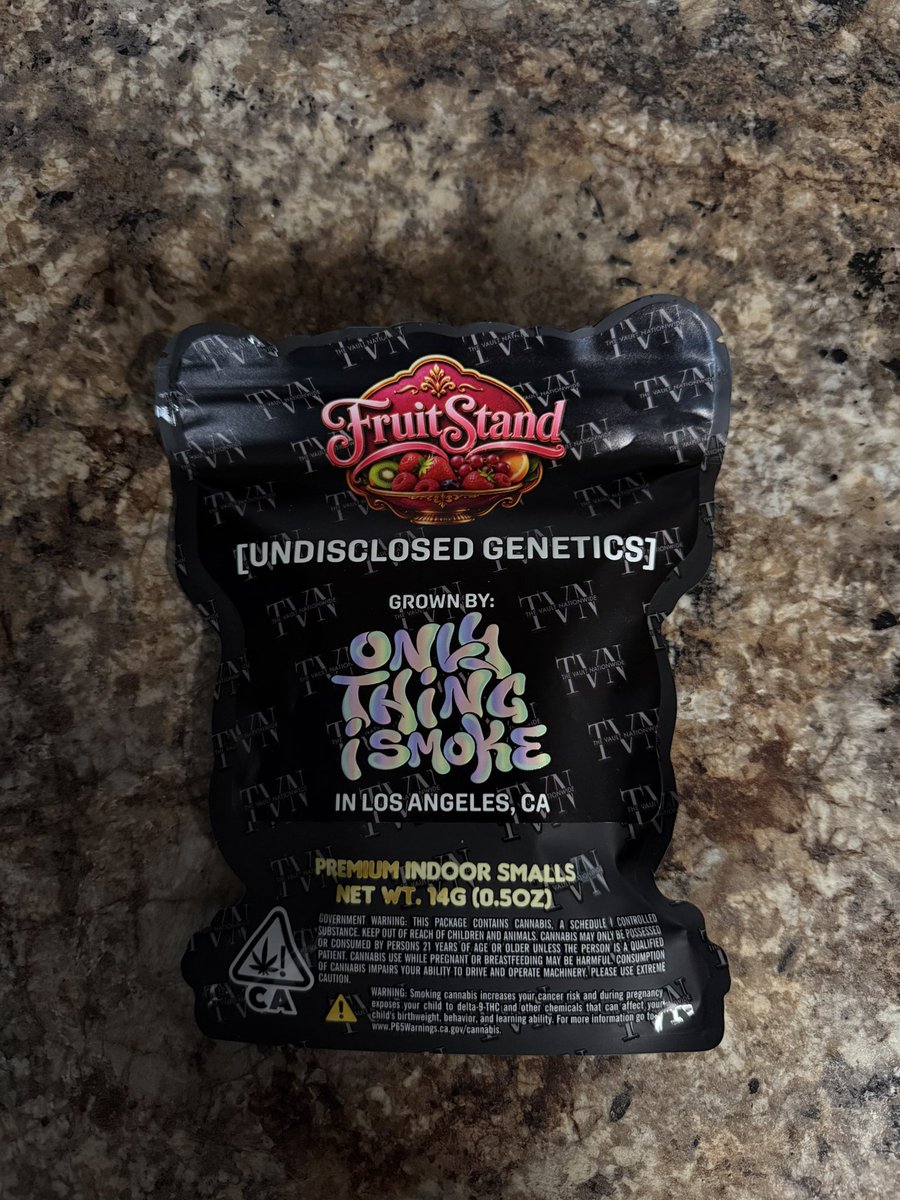 jxceTV's tweet photo. Idk when or how my post was deleted but we went on a trip this weekend and I came back to my @TVNFamily_ giveaway winnings🤠 I got the “Teddys Selects: Fruitstand” super solid strain glad I got to try it🔥 They don’t bs their giveaways for engagement I appreciate you guys 💪🏼 https://t.co/tWXpt8lopx