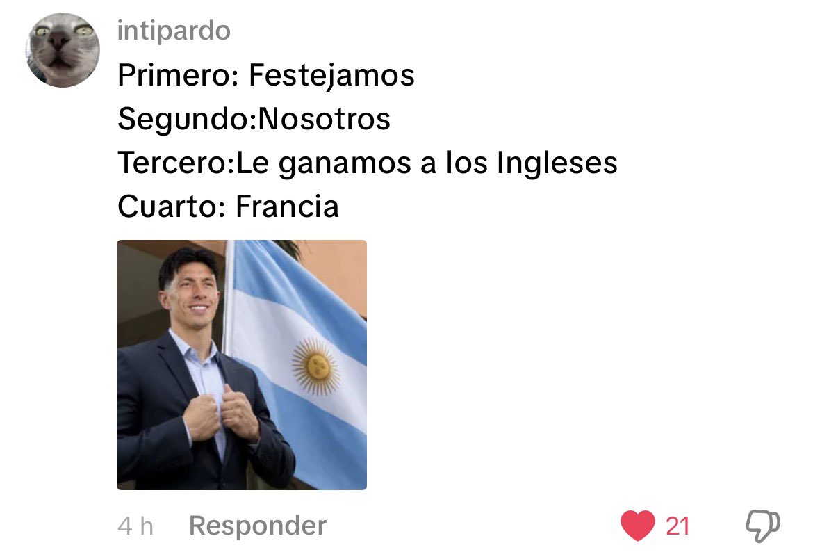naaari__'s tweet photo. estoy tentada https://t.co/p2wbXvq0w3