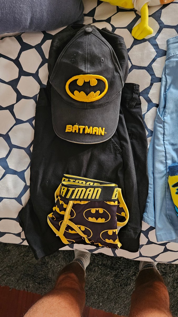 jaketeneby's tweet photo. It was impossible to make a decision on how to dress today. Daddy didn't lay out my clothes, so I opened my drawers and suddenly had far too many options.

Can someone please advise on what to do here? https://t.co/AeynVXelOj