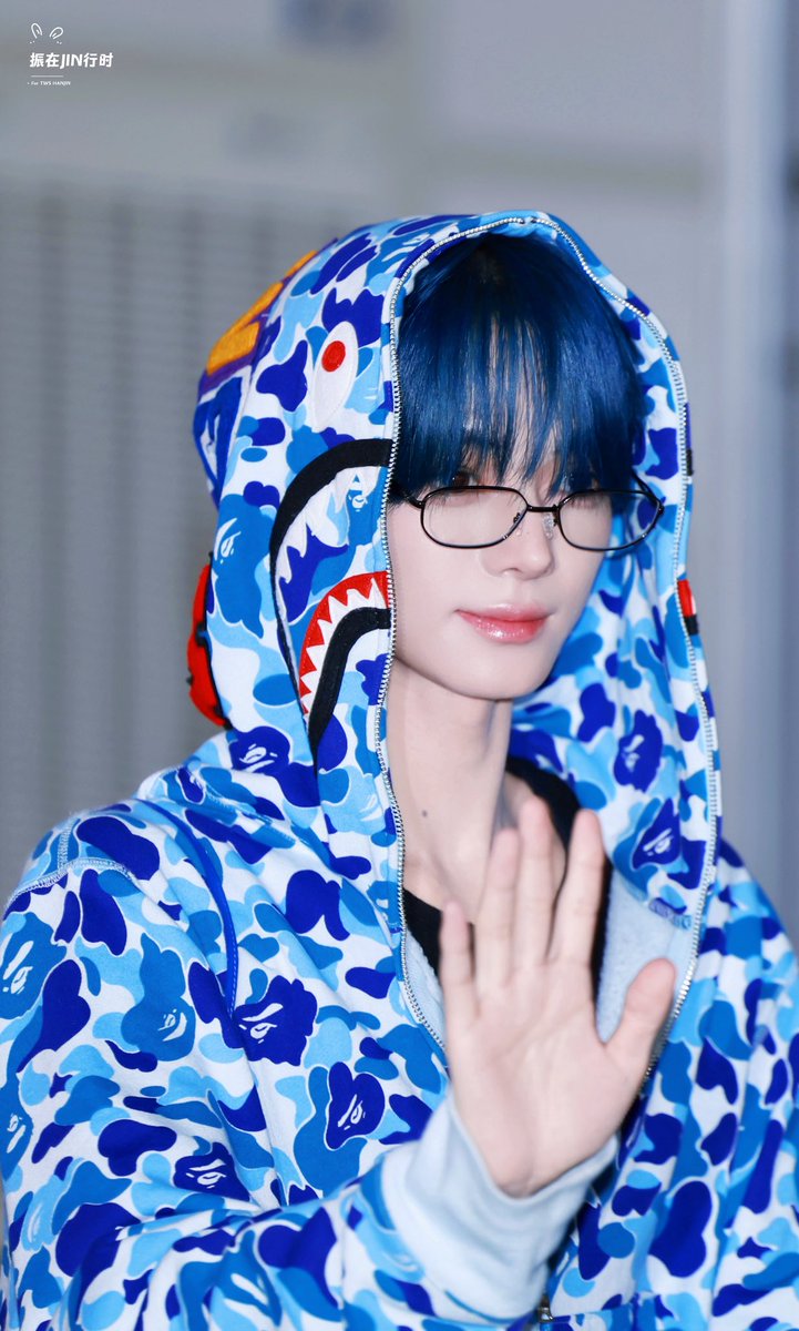 wangjiumi's tweet photo. 👐🏻
260720
#HANJIN #한진 #韩振  #ハンジン
#TWS #투어스  #247WithUs https://t.co/Z7R3lfJk7X