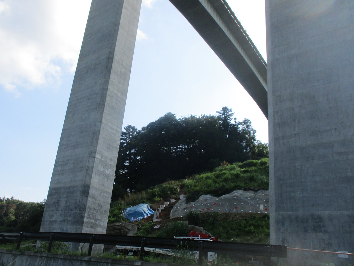 pirosuke2011's tweet photo. 新東名/E1A
柳島高架橋 https://t.co/dpxwtJI3EL