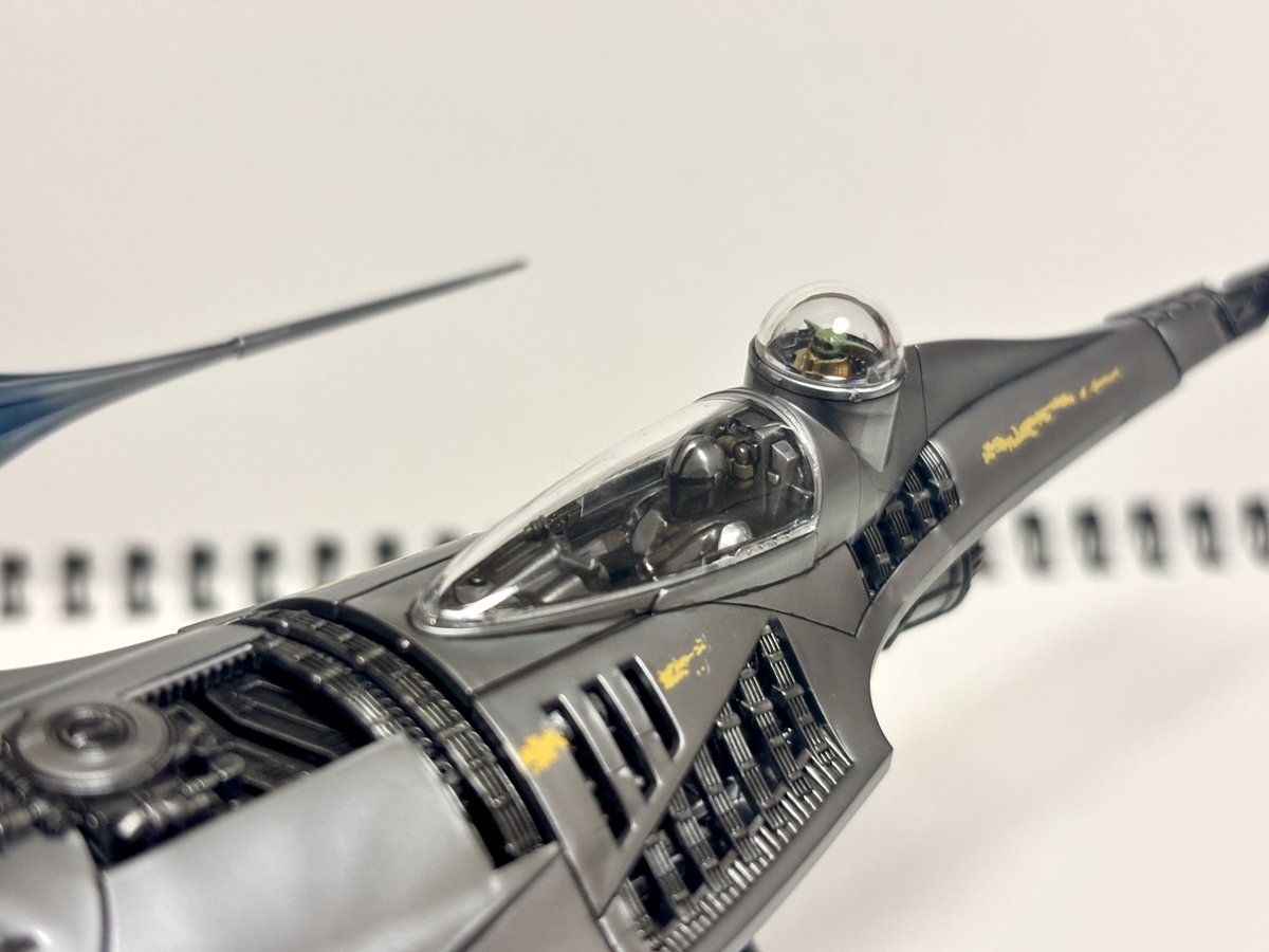 hijikipower78's tweet photo. バンダイ　マンダロリアンN-1スターファイター 部分塗装の簡単仕上げで完成しました。
ちゃんとマンドーとグローグーも乗ってます！

#マンダロリアンアンドグローグー  
#スターウォーズ https://t.co/VasqZxIM13