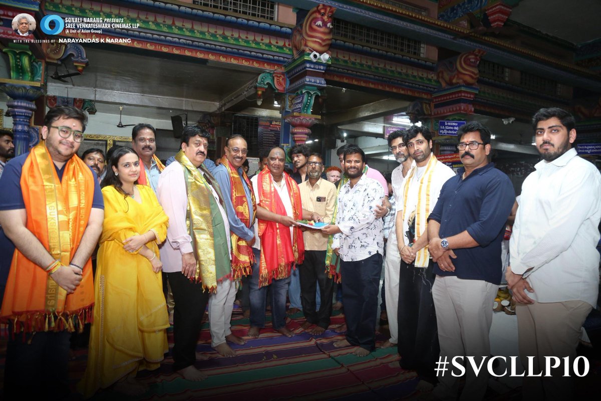 FilmJournalists's tweet photo. A blessed beginning to a beautiful journey π©Ά
#SVCLLP10 starring @SumanthPrabha_s, directed by talented director #SaailuKaampati was launched with a traditional pooja ceremony β¨
Hit Machine @AdiviSesh sounded the clap and Ace Director @sekharkammula switched on the camera π₯
Shoot begins soon π₯
@AsianSuniel #PusukurRamMohanRao #BharatNarang @SVCLLP