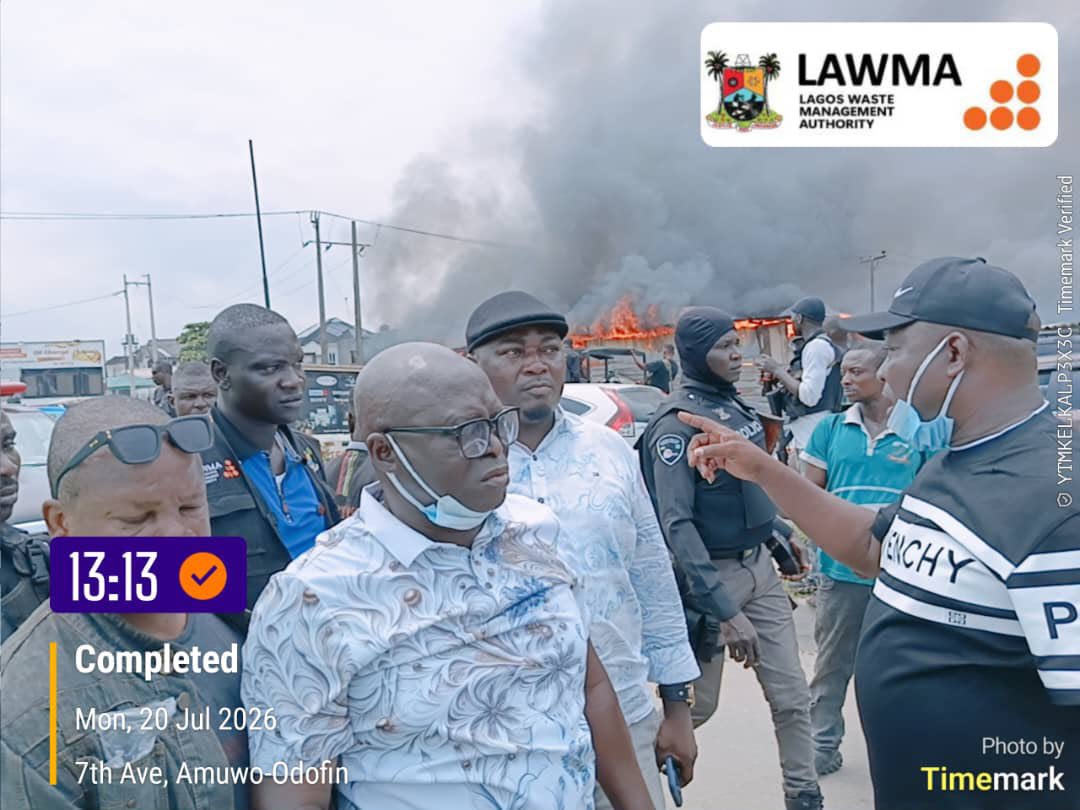 timoflagos's tweet photo. Joint Enforcement Operation Continues Clearance of Illegal Squatters Along Alakija, Agboju, Mazamaza Axis of Badagry Expressway

.. LAWMA, KAI, LASTMA, Task Force, RRS, MOPOL, Military Personnel sustain operation in line with Governor’s directive 

https://t.co/JiDH1rzROP https://t.co/MB14MhYbtM