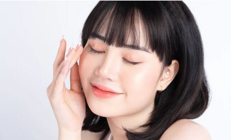 caratful00's tweet photo. 脱毛効果を爆上げしたいなら、実は「夏の水分補給」が超カギを握ってます！ 

お肌が脱水状態だと光の刺激に敏感になるし、効果が出にくくなってもったいないの💦 

冷たい水じゃなく常温のお水をこまめに飲むのがインナーケアの基本🙆‍♂️

#caratful 
#脱毛 
#インナーケア https://t.co/jBVVQNwNHl